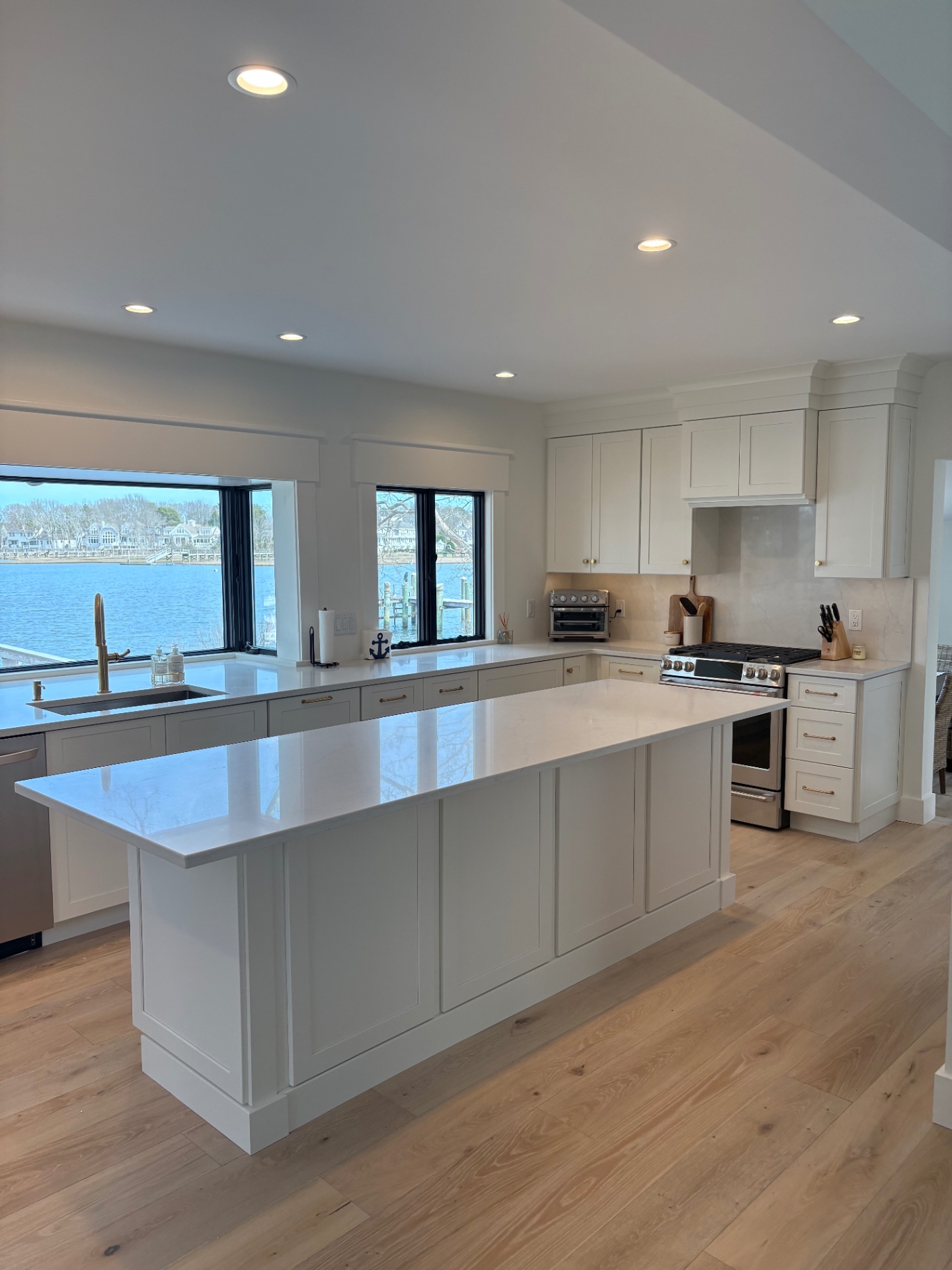 Harborfront Kitchen